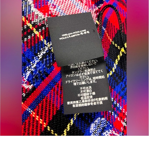 GUCCI “L’AVEUGLE PAR AMOUR” BEE PLAID SCARF NWOT. - Picture 11 of 15